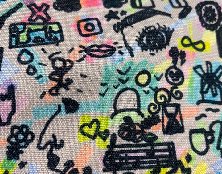 Tela Stretch estampada multicolor