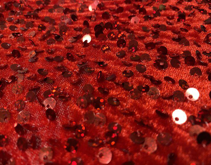 Tejido terciopelo rojo con lentejuela
