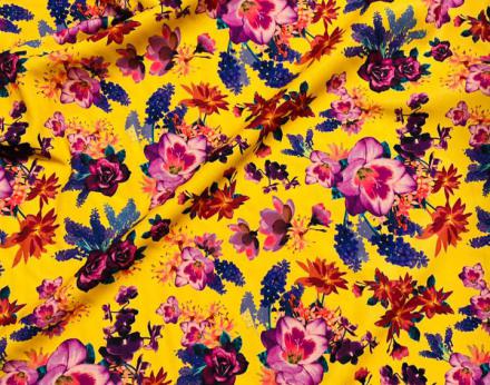 Tela stretch flores multicolor
